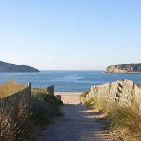 Azul Bay Сан-Мартинью-ду-Порту